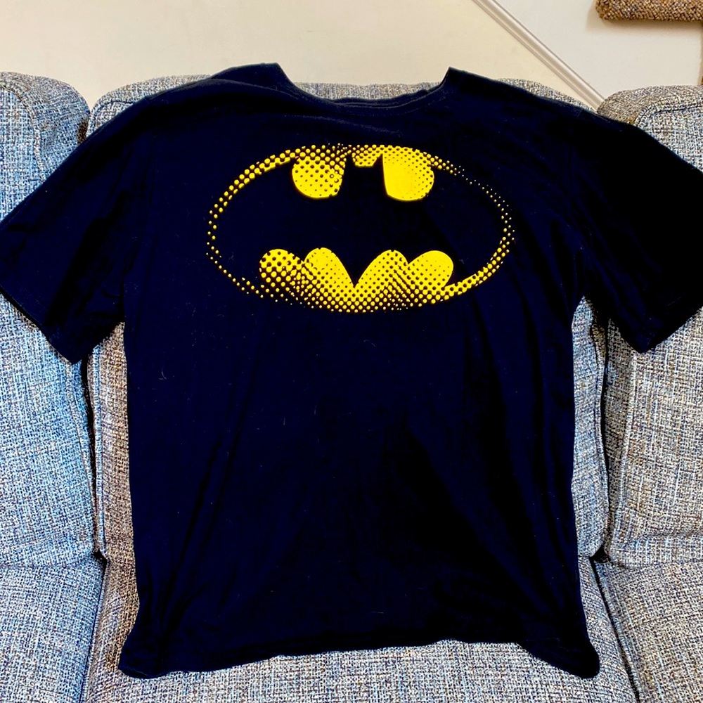 3/$39 - DC Comics Batman Symbol Logo T-Shirt, Size Men’s L